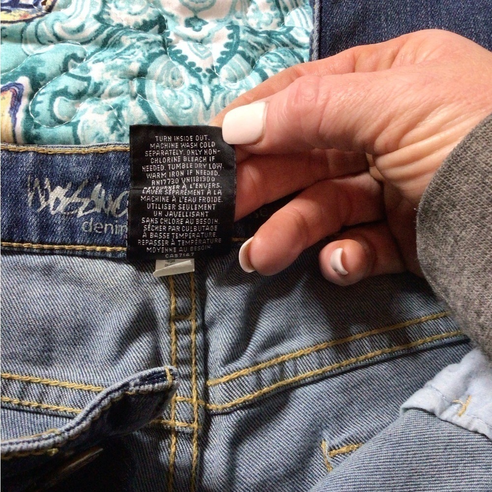 Ladies low rise bootcut. Blue Jeans 14/32. (0062) - Picture 6 of 6